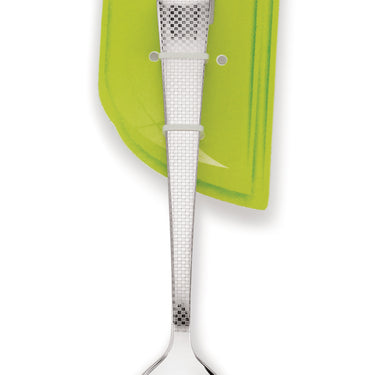 રવિવાર નીલમ રણ ચમચી